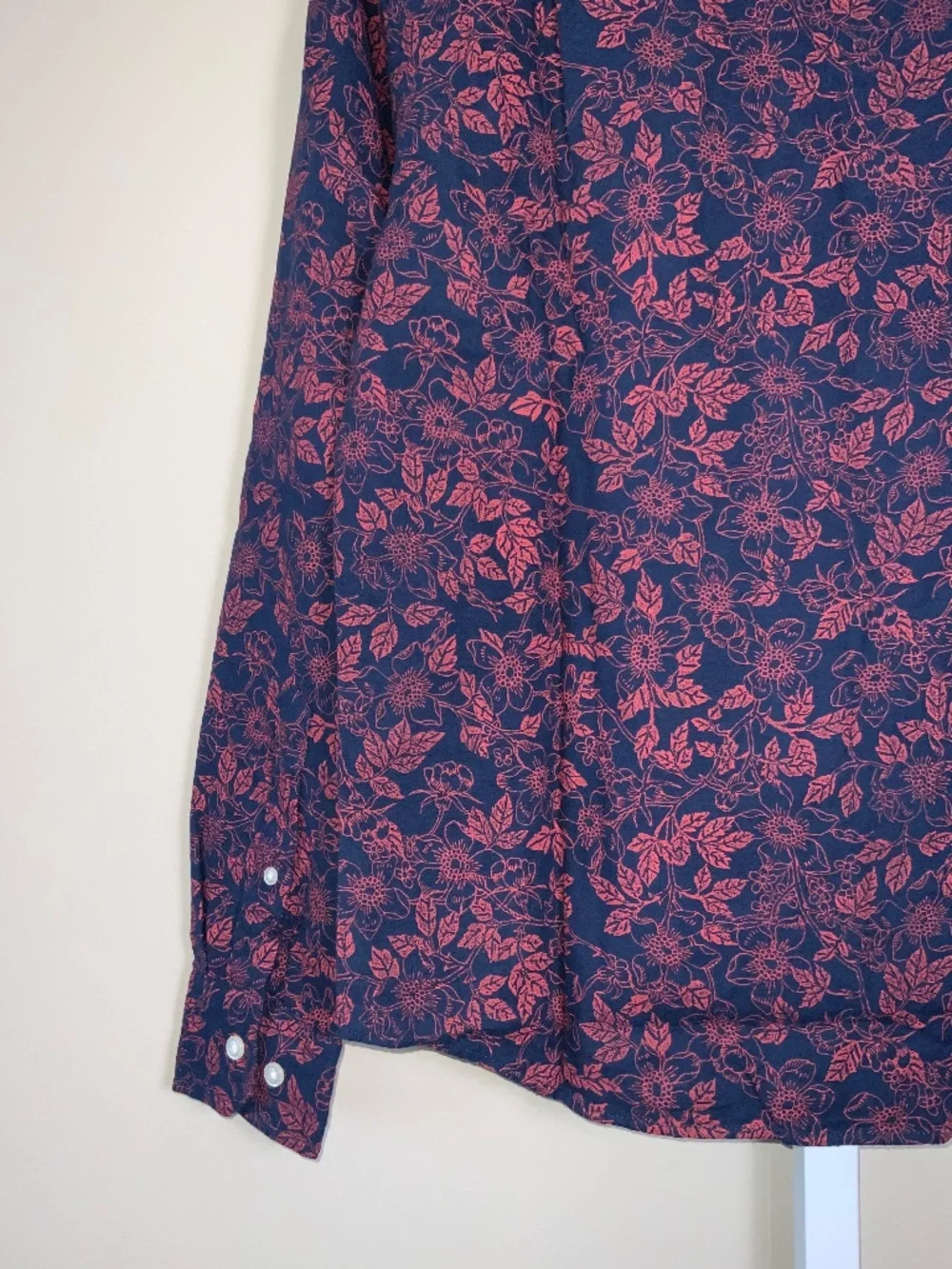 Banana Republic Untucked Slim Fit Double Weave Floral Button Down Oxford Shirt